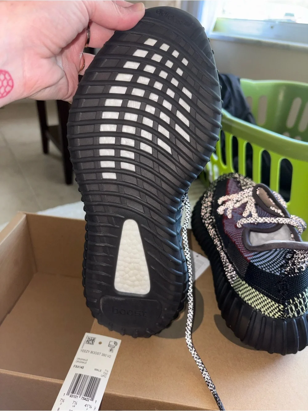 adidas Yeezy Boost 350 V2 Yecheil (Reflective) . NWT Size 8